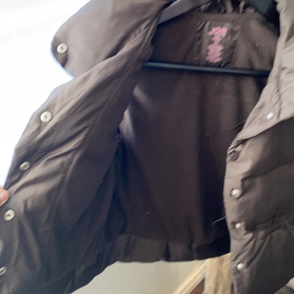 🍂🍁Puffer vest🍁🍂 - Picture 3 of 4